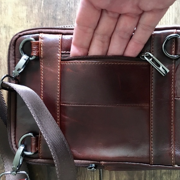 Crossbody bag - Picture 11 of 16